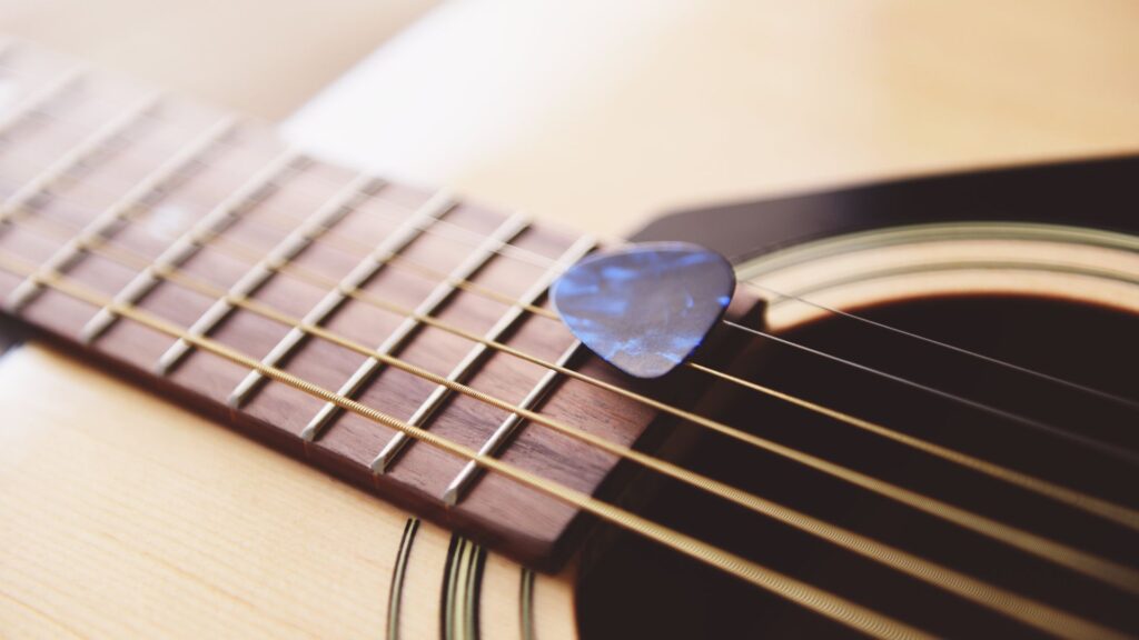بهترین پیک برای گیتار کلاسیک چیست ؟