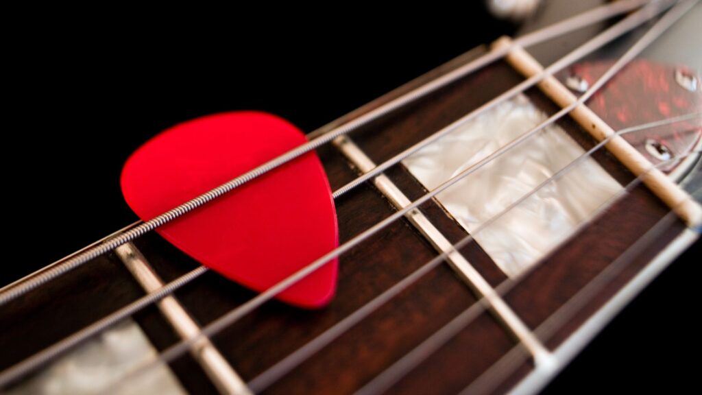 بهترین پیک برای گیتار کلاسیک چیست ؟