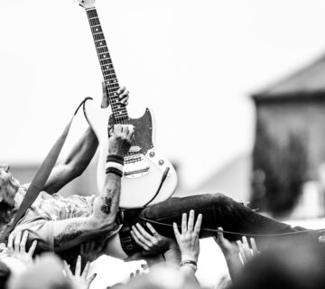 بهترین گیتاریست جهان