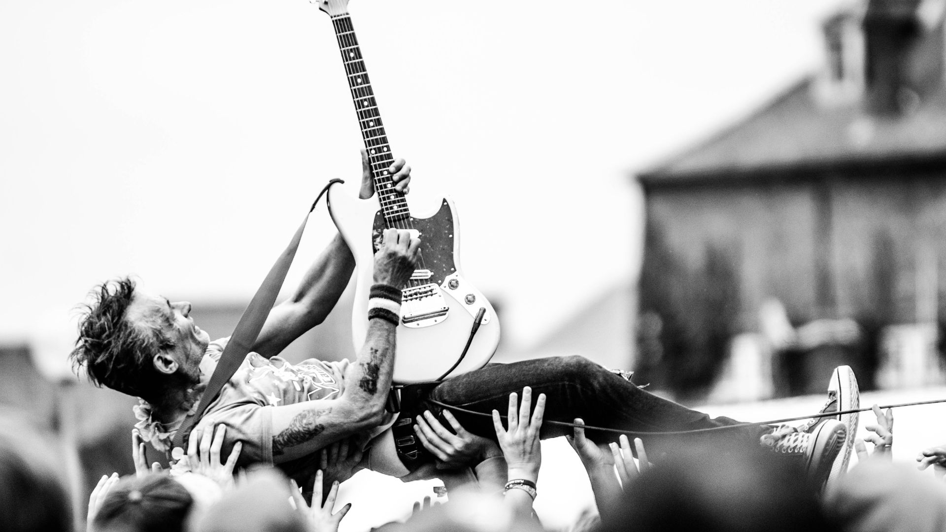 بهترین گیتاریست جهان