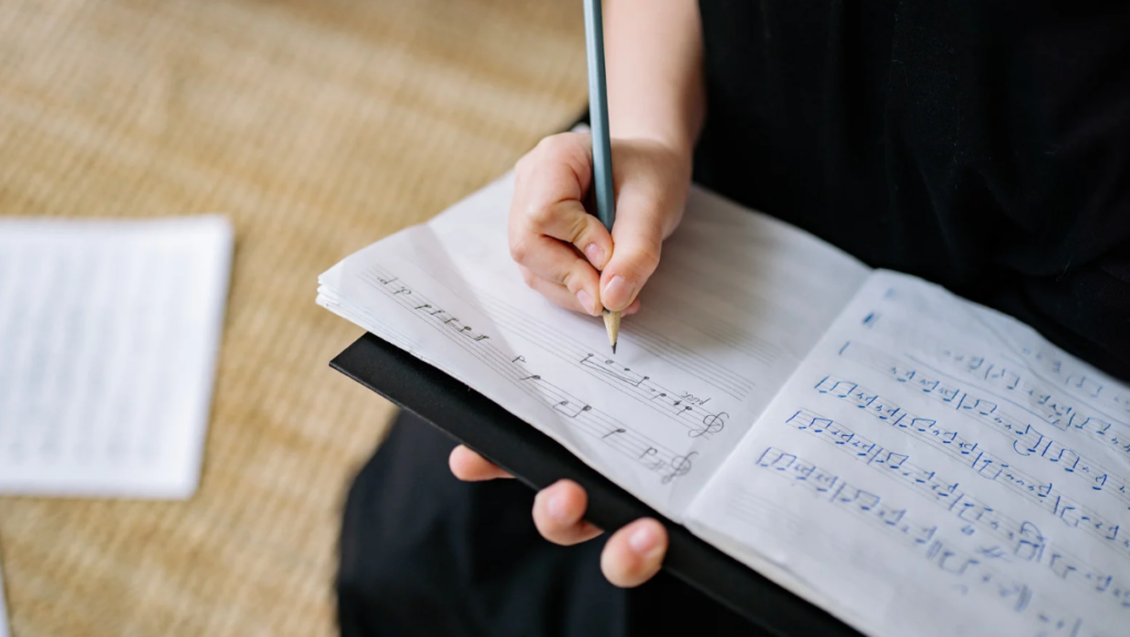 چگونه نت های گیتار را حفظ کنیم ؟