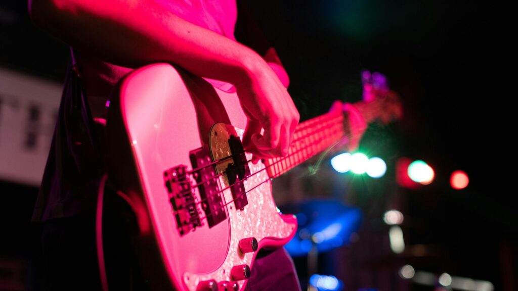 بهترین سیم گیتار بیس در سال ۲۰۲۵